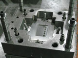 Plastic Injection Mold, Three Plate Type